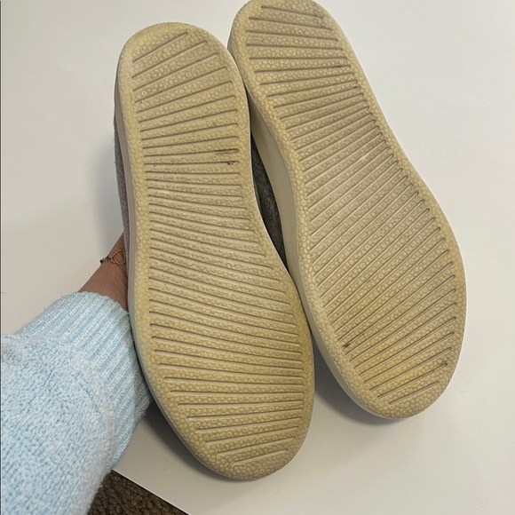 Allbirds slip on shoes sz 7, see description - Picture 5 of 5